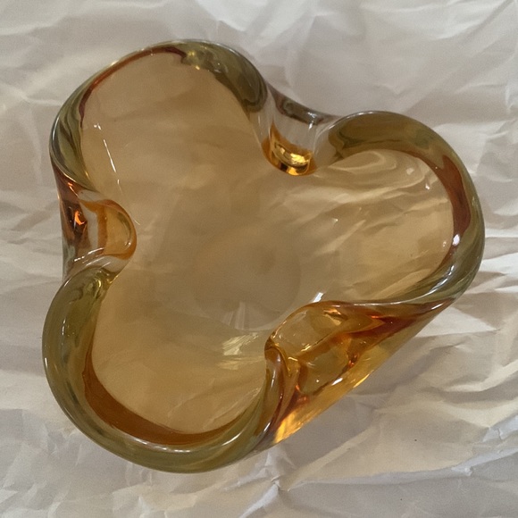 Other Vintage Mid Century Hand Blown Glass Ashtray In A Golden Yellow